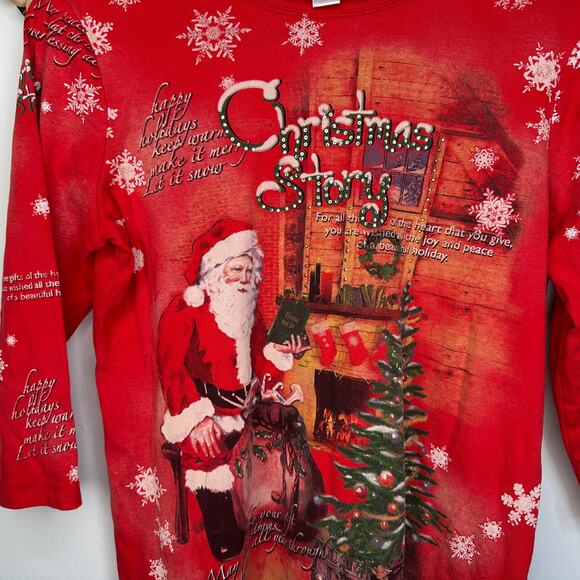 Christopher & Bank Christmas Santa Art Graphic Top - Picture 3 of 4